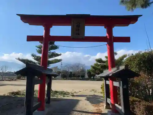 八幡神社の鳥居