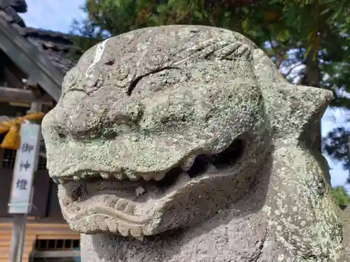 藤巻神社の狛犬