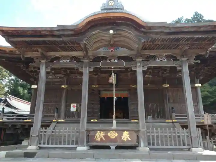 高良大社の本殿・本堂