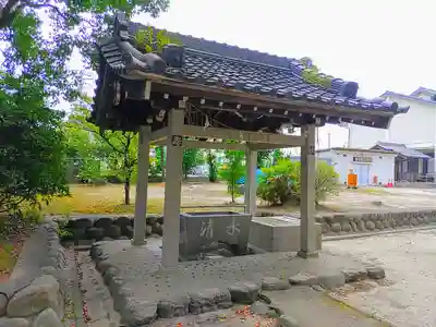 藤之宮神社の手水舎