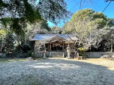 采女八幡社の本殿・本堂