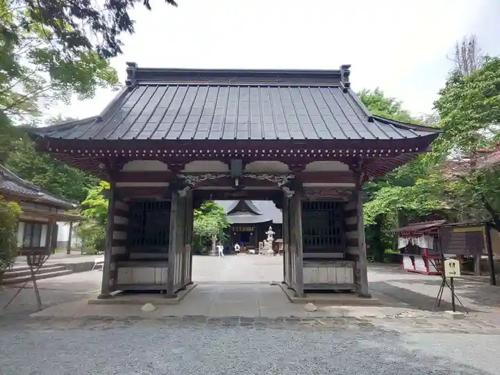冨士御室浅間神社の山門・神門