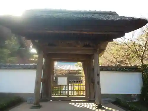 長壽寺（長寿寺）の山門・神門