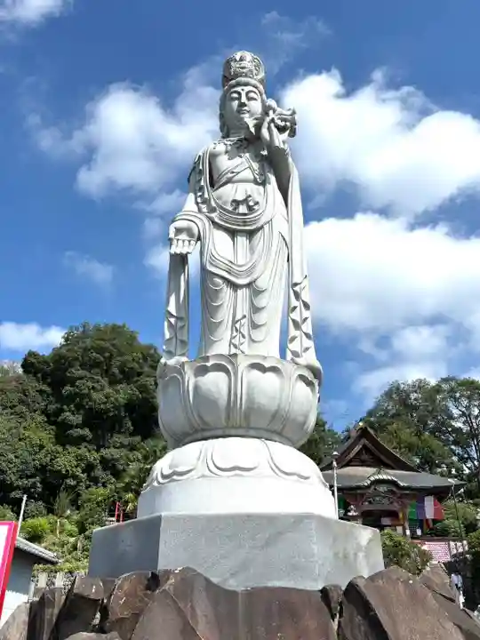埼玉厄除け開運大師・龍泉寺(切り絵御朱印発祥の寺)(埼玉県)