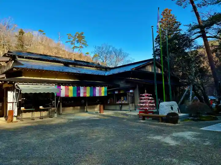 徳善院明王密寺の{uncategorized: "未分類", other: "その他", undefined: "問題あり", building: "その他建物", grave: "お墓", sacred_gate: "鳥居", guardian: "狛犬", statue: "像", buddha: "仏像", history: "歴史", nature: "自然", garden: "庭園", animal: "動物", pagoda: "塔", temizu: "手水舎", mountain_gate: "山門・神門", sanctuary: "本殿・本堂", subordinate: "末社・摂社", art: "芸術", scenery: "景色", jizo: "地蔵", ema: "絵馬", goshuin: "御朱印", omikuji: "おみくじ", items: "授与品その他", amulet: "お守り", goshuincho: "御朱印帳", eats: "食事", festival: "お祭り", votive_dance: "神楽", shichigosan: "七五三参", wedding: "結婚式", experience: "体験その他", initially: "初詣", around: "周辺", anti_infection: "感染症対策"}
