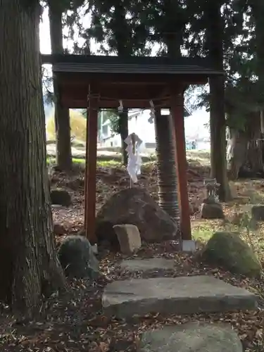 山家神社の末社