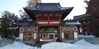 眞久寺の山門・神門
