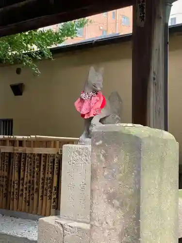 被官稲荷神社の狛犬