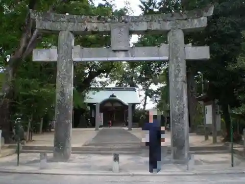 現人神社の鳥居