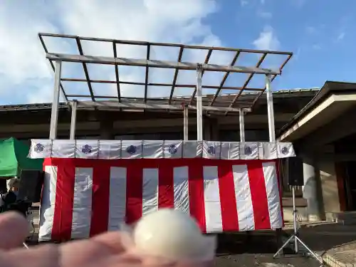 豊国神社の{uncategorized: "未分類", other: "その他", undefined: "問題あり", building: "その他建物", grave: "お墓", sacred_gate: "鳥居", guardian: "狛犬", statue: "像", buddha: "仏像", history: "歴史", nature: "自然", garden: "庭園", animal: "動物", pagoda: "塔", temizu: "手水舎", mountain_gate: "山門・神門", sanctuary: "本殿・本堂", subordinate: "末社・摂社", art: "芸術", scenery: "景色", jizo: "地蔵", ema: "絵馬", goshuin: "御朱印", omikuji: "おみくじ", items: "授与品その他", amulet: "お守り", goshuincho: "御朱印帳", eats: "食事", festival: "お祭り", votive_dance: "神楽", shichigosan: "七五三参", wedding: "結婚式", experience: "体験その他", initially: "初詣", around: "周辺", anti_infection: "感染症対策"}