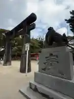 筥崎宮の{uncategorized: "未分類", other: "その他", undefined: "問題あり", building: "その他建物", grave: "お墓", sacred_gate: "鳥居", guardian: "狛犬", statue: "像", buddha: "仏像", history: "歴史", nature: "自然", garden: "庭園", animal: "動物", pagoda: "塔", temizu: "手水舎", mountain_gate: "山門・神門", sanctuary: "本殿・本堂", subordinate: "末社・摂社", art: "芸術", scenery: "景色", jizo: "地蔵", ema: "絵馬", goshuin: "御朱印", omikuji: "おみくじ", items: "授与品その他", amulet: "お守り", goshuincho: "御朱印帳", eats: "食事", festival: "お祭り", votive_dance: "神楽", shichigosan: "七五三参", wedding: "結婚式", experience: "体験その他", initially: "初詣", around: "周辺", anti_infection: "感染症対策"}