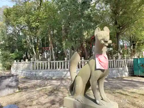 上の丸稲荷神社の狛犬