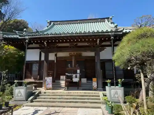 海蔵院の{uncategorized: "未分類", other: "その他", undefined: "問題あり", building: "その他建物", grave: "お墓", sacred_gate: "鳥居", guardian: "狛犬", statue: "像", buddha: "仏像", history: "歴史", nature: "自然", garden: "庭園", animal: "動物", pagoda: "塔", temizu: "手水舎", mountain_gate: "山門・神門", sanctuary: "本殿・本堂", subordinate: "末社・摂社", art: "芸術", scenery: "景色", jizo: "地蔵", ema: "絵馬", goshuin: "御朱印", omikuji: "おみくじ", items: "授与品その他", amulet: "お守り", goshuincho: "御朱印帳", eats: "食事", festival: "お祭り", votive_dance: "神楽", shichigosan: "七五三参", wedding: "結婚式", experience: "体験その他", initially: "初詣", around: "周辺", anti_infection: "感染症対策"}