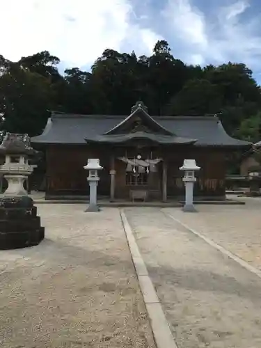 八幡宮の本殿