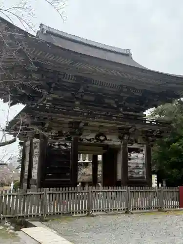 園城寺（三井寺）の{uncategorized: "未分類", other: "その他", undefined: "問題あり", building: "その他建物", grave: "お墓", sacred_gate: "鳥居", guardian: "狛犬", statue: "像", buddha: "仏像", history: "歴史", nature: "自然", garden: "庭園", animal: "動物", pagoda: "塔", temizu: "手水舎", mountain_gate: "山門・神門", sanctuary: "本殿・本堂", subordinate: "末社・摂社", art: "芸術", scenery: "景色", jizo: "地蔵", ema: "絵馬", goshuin: "御朱印", omikuji: "おみくじ", items: "授与品その他", amulet: "お守り", goshuincho: "御朱印帳", eats: "食事", festival: "お祭り", votive_dance: "神楽", shichigosan: "七五三参", wedding: "結婚式", experience: "体験その他", initially: "初詣", around: "周辺", anti_infection: "感染症対策"}