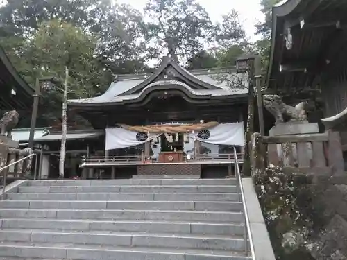 西寒多神社の本殿