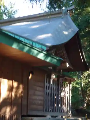 旦飯野神社の本殿