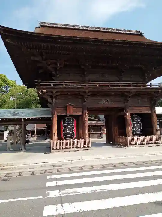 尾張大國霊神社(国府宮)の山門・神門