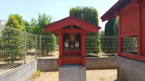 稲荷大明神の末社