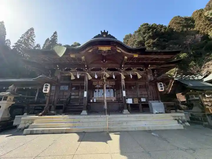 木山神社の{uncategorized: "未分類", other: "その他", undefined: "問題あり", building: "その他建物", grave: "お墓", sacred_gate: "鳥居", guardian: "狛犬", statue: "像", buddha: "仏像", history: "歴史", nature: "自然", garden: "庭園", animal: "動物", pagoda: "塔", temizu: "手水舎", mountain_gate: "山門・神門", sanctuary: "本殿・本堂", subordinate: "末社・摂社", art: "芸術", scenery: "景色", jizo: "地蔵", ema: "絵馬", goshuin: "御朱印", omikuji: "おみくじ", items: "授与品その他", amulet: "お守り", goshuincho: "御朱印帳", eats: "食事", festival: "お祭り", votive_dance: "神楽", shichigosan: "七五三参", wedding: "結婚式", experience: "体験その他", initially: "初詣", around: "周辺", anti_infection: "感染症対策"}