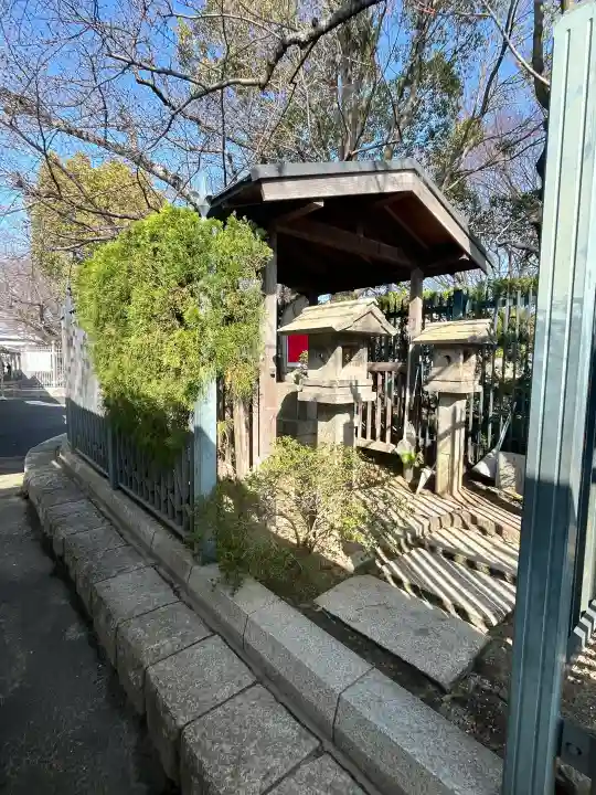 地蔵堂の{uncategorized: "未分類", other: "その他", undefined: "問題あり", building: "その他建物", grave: "お墓", sacred_gate: "鳥居", guardian: "狛犬", statue: "像", buddha: "仏像", history: "歴史", nature: "自然", garden: "庭園", animal: "動物", pagoda: "塔", temizu: "手水舎", mountain_gate: "山門・神門", sanctuary: "本殿・本堂", subordinate: "末社・摂社", art: "芸術", scenery: "景色", jizo: "地蔵", ema: "絵馬", goshuin: "御朱印", omikuji: "おみくじ", items: "授与品その他", amulet: "お守り", goshuincho: "御朱印帳", eats: "食事", festival: "お祭り", votive_dance: "神楽", shichigosan: "七五三参", wedding: "結婚式", experience: "体験その他", initially: "初詣", around: "周辺", anti_infection: "感染症対策"}