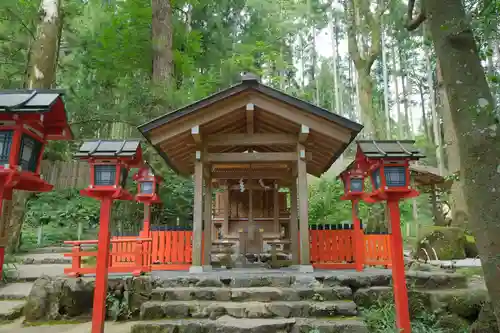 貴船神社の末社