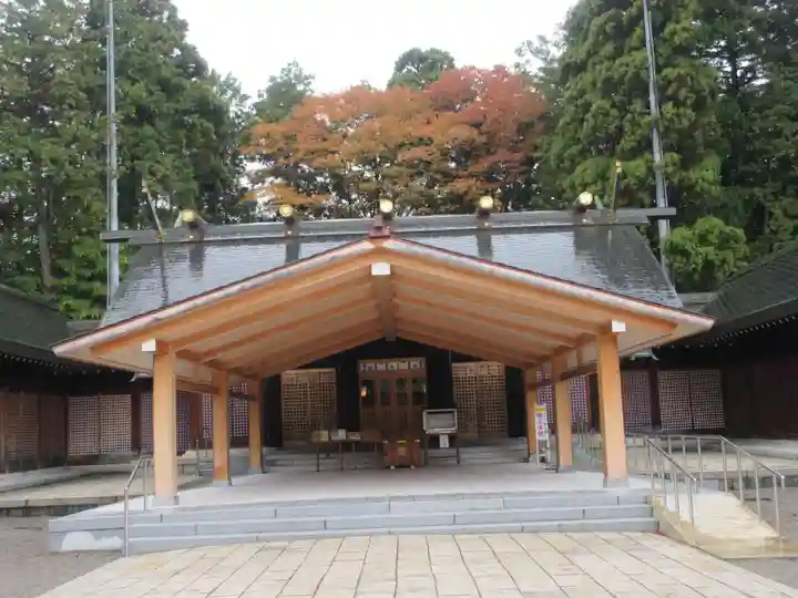 石川護國神社の本殿・本堂