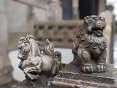 築地本願寺（本願寺築地別院）の狛犬