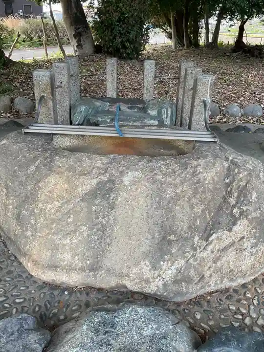 高田波蘇伎神社の手水舎