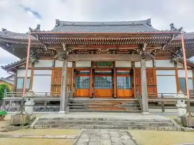 光照寺の本殿・本堂
