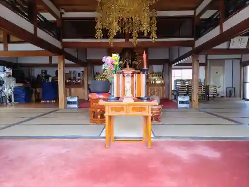 龍降寺の本殿・本堂