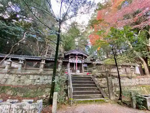 吉御子神社の建物その他