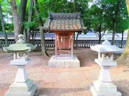 白山比売神社の末社・摂社