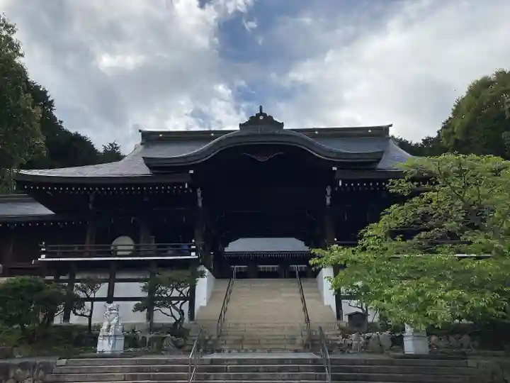 近江神宮の本殿・本堂