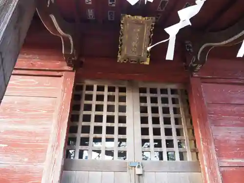 諏訪神社の本殿・本堂