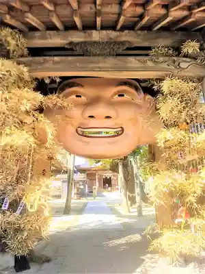 新北神社の山門・神門