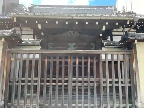 願教寺(京都府)