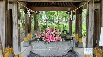 彌彦神社　(伊夜日子神社)の手水舎