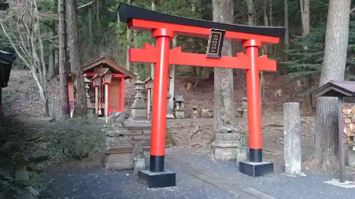 南湖神社の末社・摂社