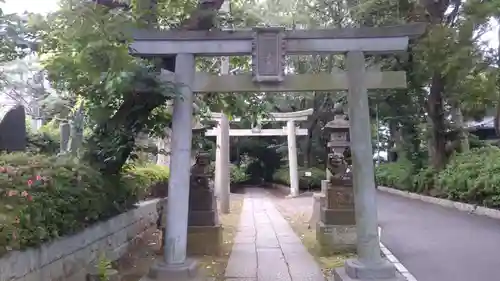 前原御嶽神社の鳥居