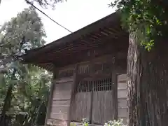 山神社の本殿