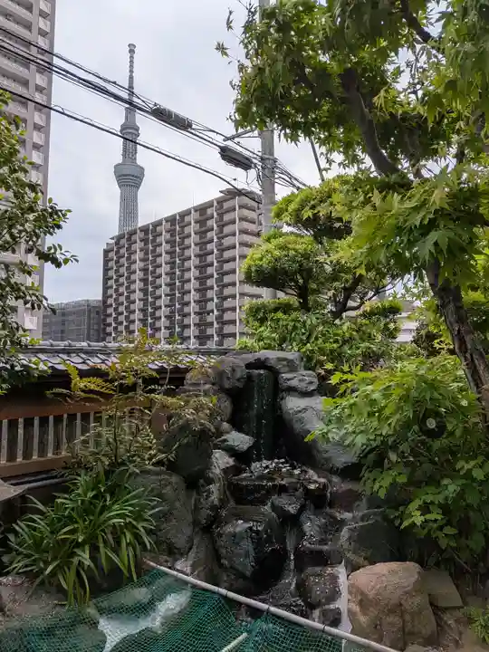 龍眼寺(萩寺)(東京都)