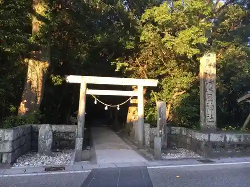 花窟神社の鳥居