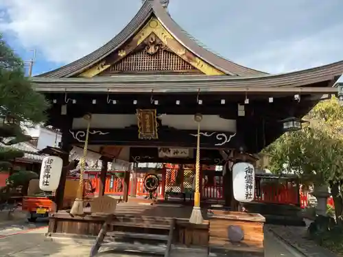 御霊神社の本殿