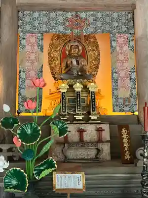 雲樹寺の{uncategorized: "未分類", other: "その他", undefined: "問題あり", building: "その他建物", grave: "お墓", sacred_gate: "鳥居", guardian: "狛犬", statue: "像", buddha: "仏像", history: "歴史", nature: "自然", garden: "庭園", animal: "動物", pagoda: "塔", temizu: "手水舎", mountain_gate: "山門・神門", sanctuary: "本殿・本堂", subordinate: "末社・摂社", art: "芸術", scenery: "景色", jizo: "地蔵", ema: "絵馬", goshuin: "御朱印", omikuji: "おみくじ", items: "授与品その他", amulet: "お守り", goshuincho: "御朱印帳", eats: "食事", festival: "お祭り", votive_dance: "神楽", shichigosan: "七五三参", wedding: "結婚式", experience: "体験その他", initially: "初詣", around: "周辺", anti_infection: "感染症対策"}