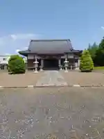 法鈴寺の本殿・本堂