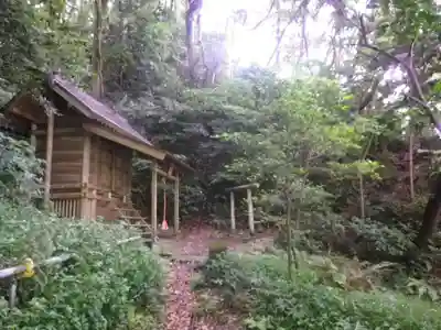 甘縄神明神社（甘縄神明宮）の末社・摂社