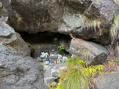 灌頂ヶ滝不動明王(徳島県)