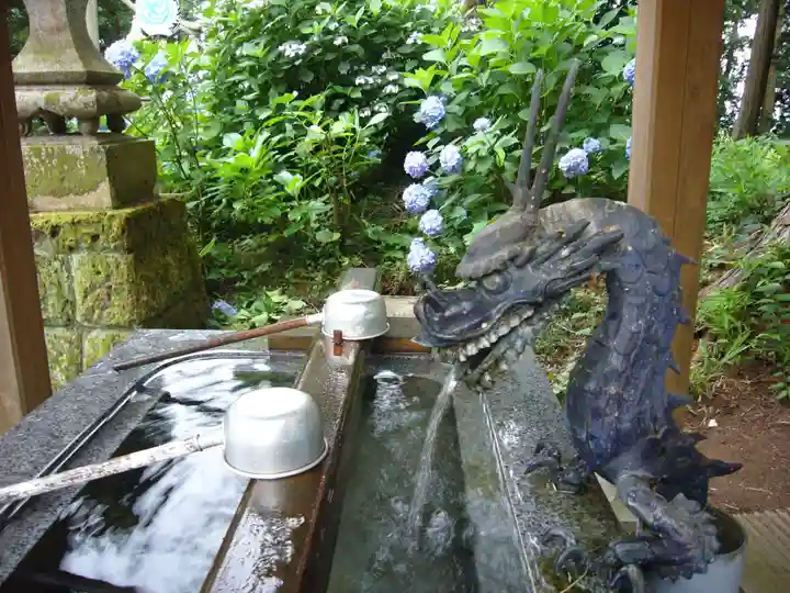 磯山神社の手水舎