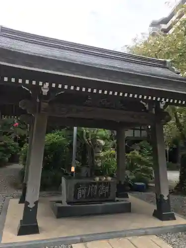 丸子神社　浅間神社の手水